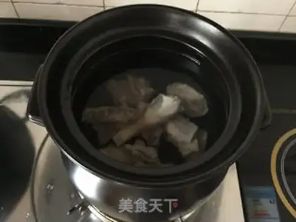 Make Porridge of chicken soup, twig, twig, shrimp step 2