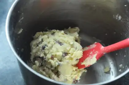 Make Cranberry cookies step 4