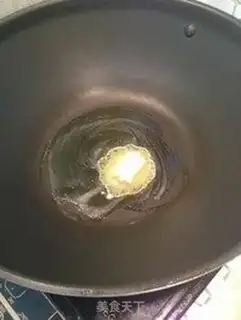 Make A pork chop with apple sauce step 2