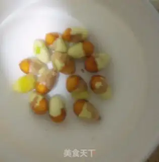 Make Chicken soup with white fruit step 1