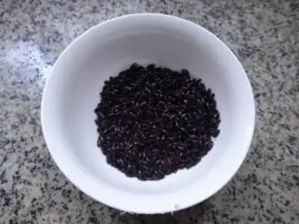 Make Black bean milk step 1