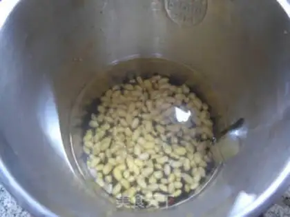 Make Black bean milk step 4