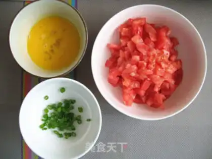 Make Tomato egg oak soup step 2