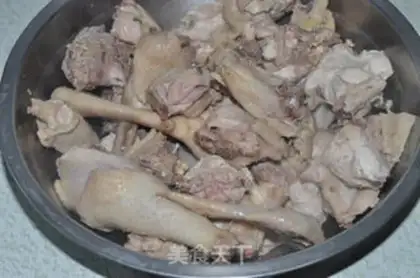 Make Frozen chickens of mushrooms step 1