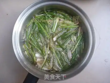 Make Onion oil step 3