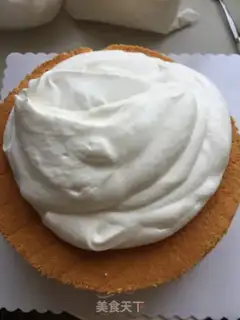 Make Little fresh flower cake step 5