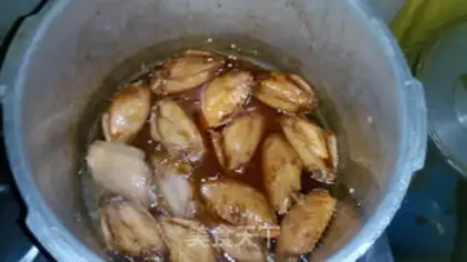 Make Spicy chicken wings step 8