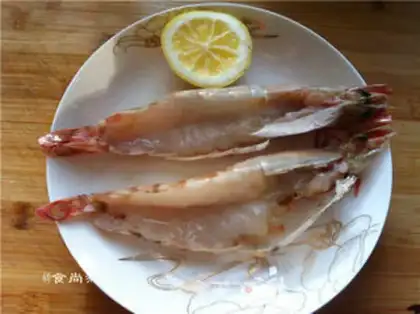Make Lemon dry shrimp step 3