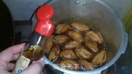 Make Spicy chicken wings step 9