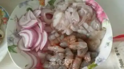 Make Seafood and winter noodles step 0
