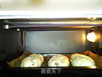 Make pecan raisin bread step 22