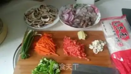 Make Seafood and winter noodles step 3