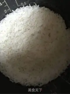 Make Lotus eggs and fried rice step 3