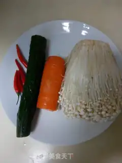 Make Onion needle mushrooms step 0