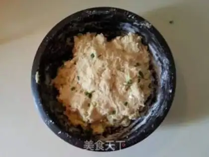 Make Onion scab cake step 1