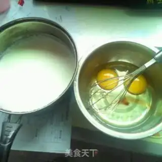 Make Simplest caramel pudding step 1