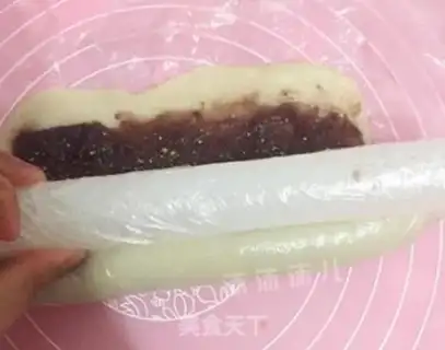 Make Seven-coloured donkey rolls step 10