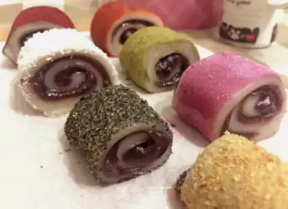 Make Seven-coloured donkey rolls step 14
