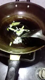 Make Tomato egg cucumber step 7