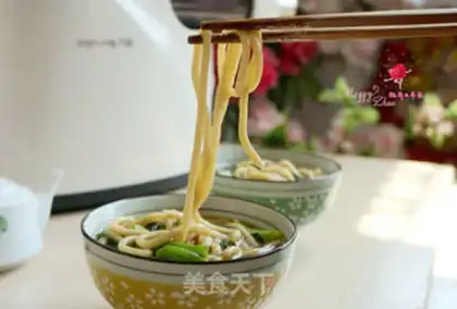 Make Spinach hot noodles step 11