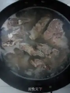 Make Red burning pig spine step 1
