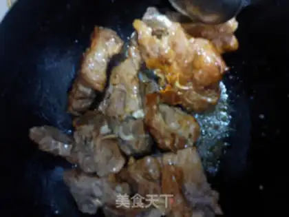 Make Red burning pig spine step 4
