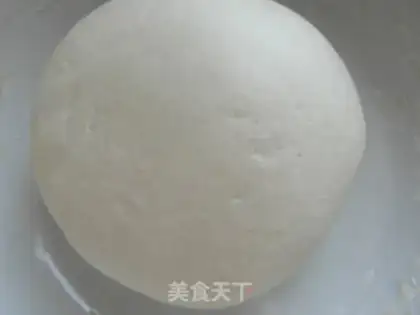 Make Pork and garlic pie step 0