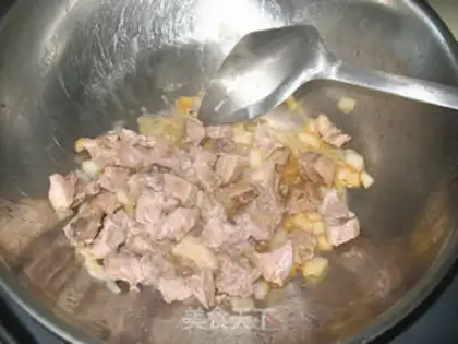 Make Curry beef potatoes step 5