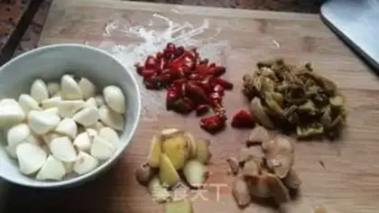 Make Spicy lobster step 3