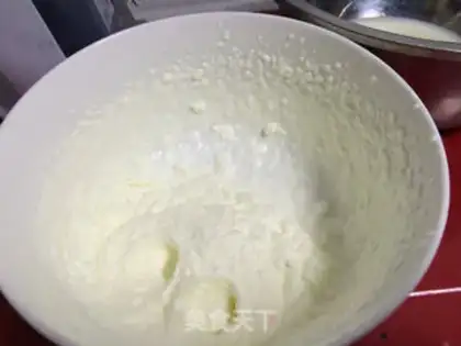 Make Homemade strawberry sauce ice cream step 1