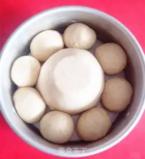 Make Flower bread step 6