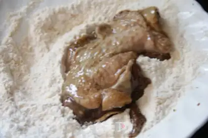 Make McKenzie double chicken leg burger step 3