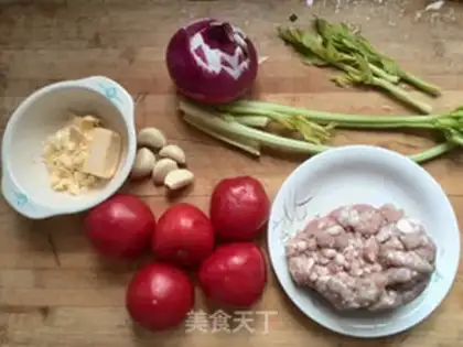 Make Tomato pasta step 0