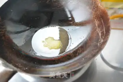 Make Red chicken and potatoes step 4