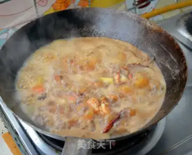 Make Red chicken and potatoes step 7