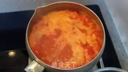 Make Tomatoes, eggnut soup step 4