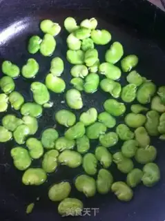 Make Bean petals step 4