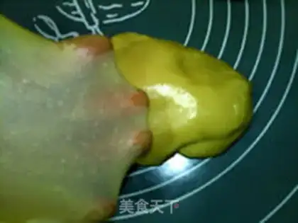 Make Banana taffy doughnuts step 12