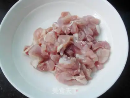 Make BBQ CHICKEN WALNUT PIZZA step 4