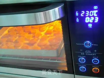 Make BBQ CHICKEN WALNUT PIZZA step 11