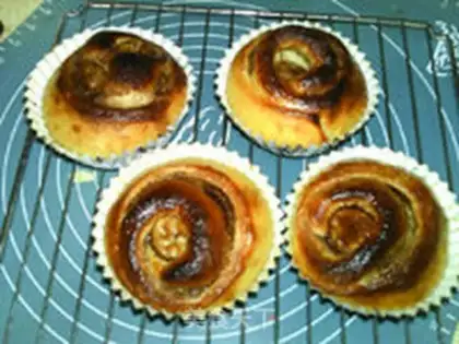 Make Banana taffy doughnuts step 35