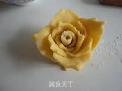 Make Rose bells step 8