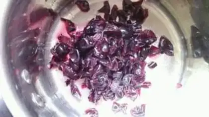 Make Grape sauce step 0