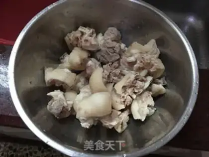 Make Peanut mushroom pig hoof step 4