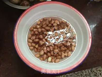 Make Peanut mushroom pig hoof step 5