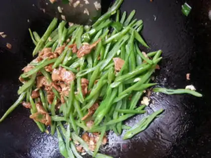 Make Short bean horned meat step 7