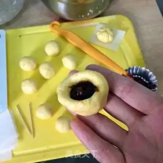 Make SOFT Q FOR PUMPKIN PIE step 3