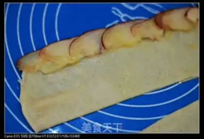 Make Rose apple pie step 7