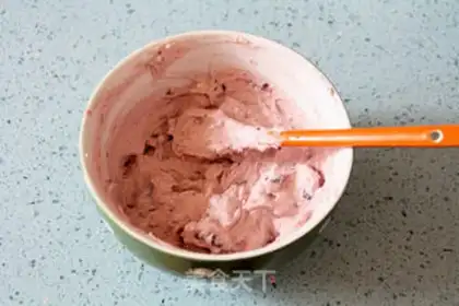 Make Blueberry cheese step 6