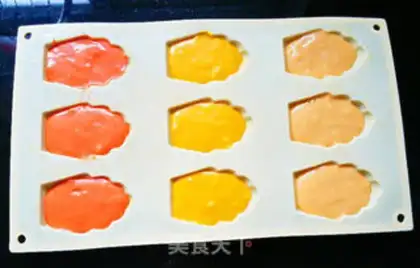Make Rainbow Madeleine step 5